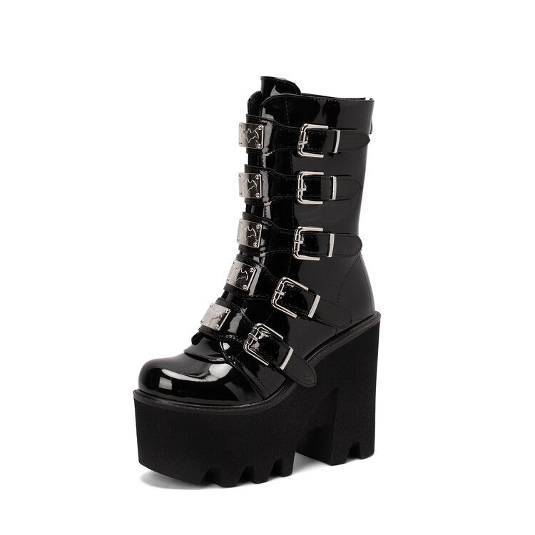 Airy Winter Boots