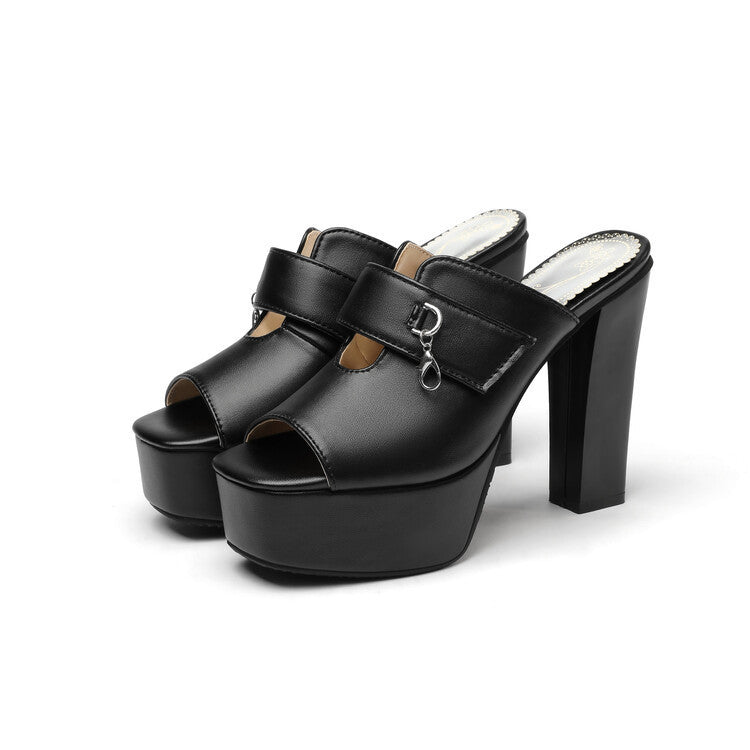 Weekend Resort Sandals