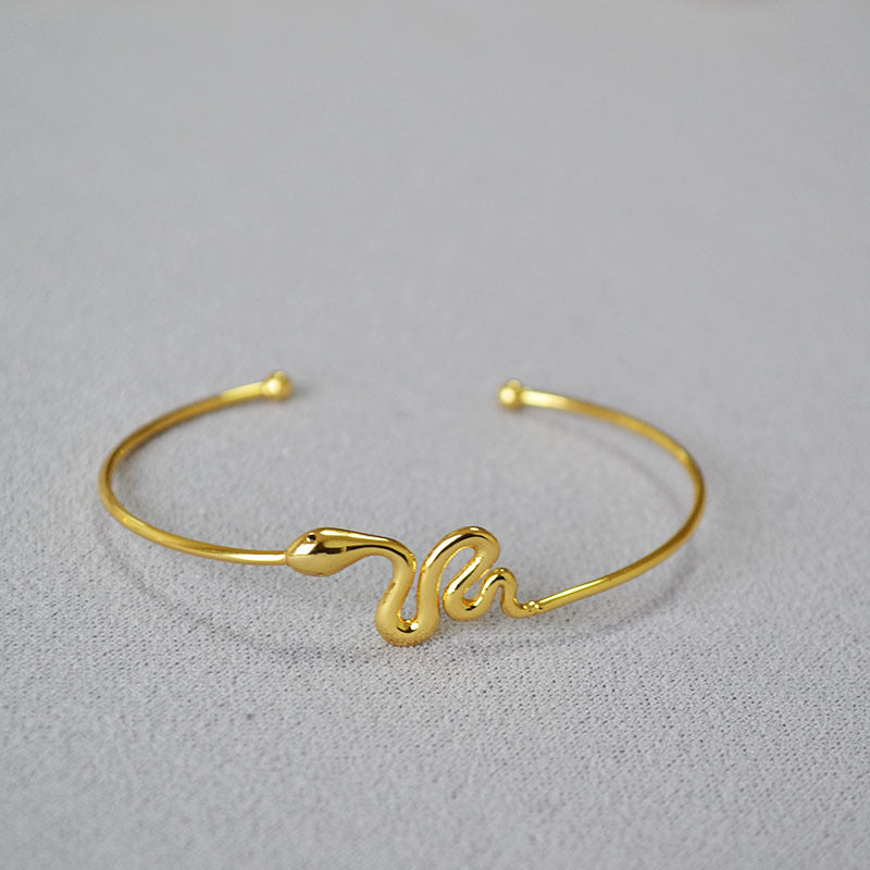 Clean Textured Jewelry