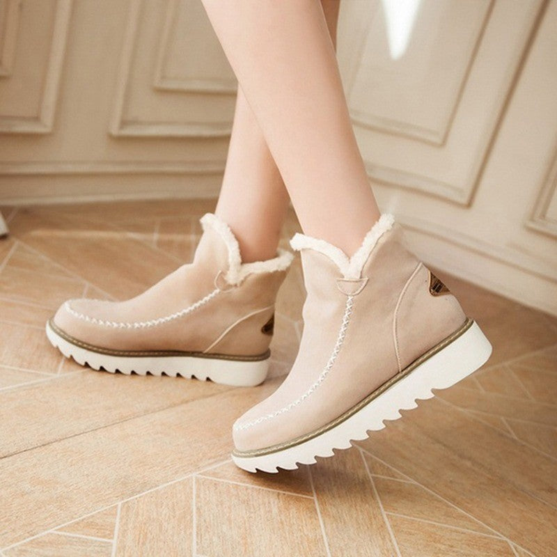 Minimal Casual Boots