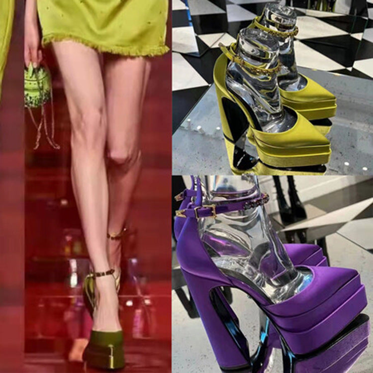 Simple Heeled Sandals