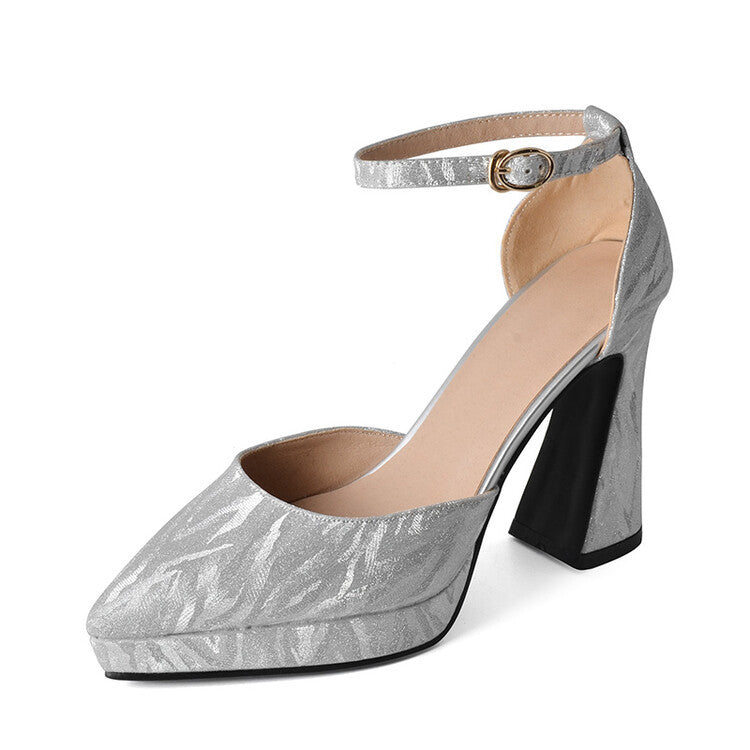 Relaxed Wedge Sandals