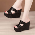 Minimal Soft Sandals