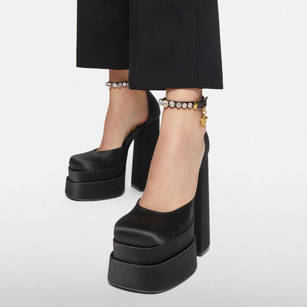 Weekend Slip-On Sandals