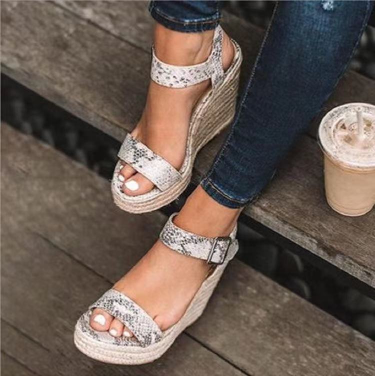 Airy Cushioned Sandals