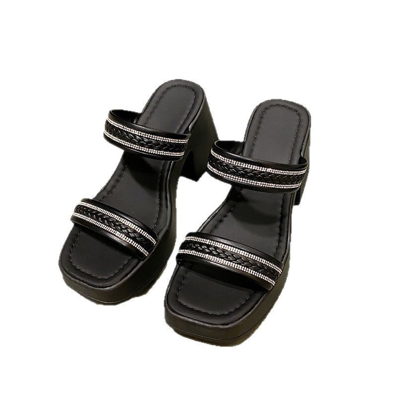 Minimal Summer Sandals
