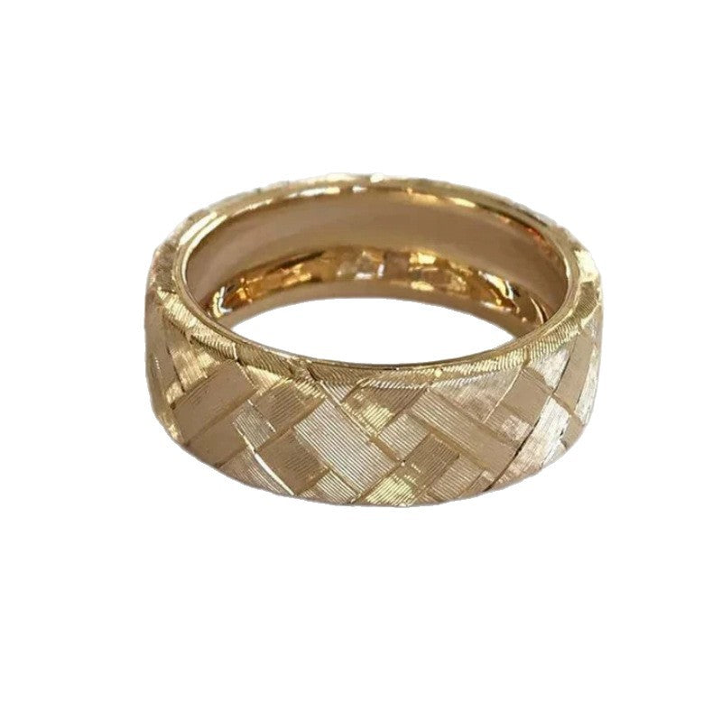 Light Minimal Jewelry
