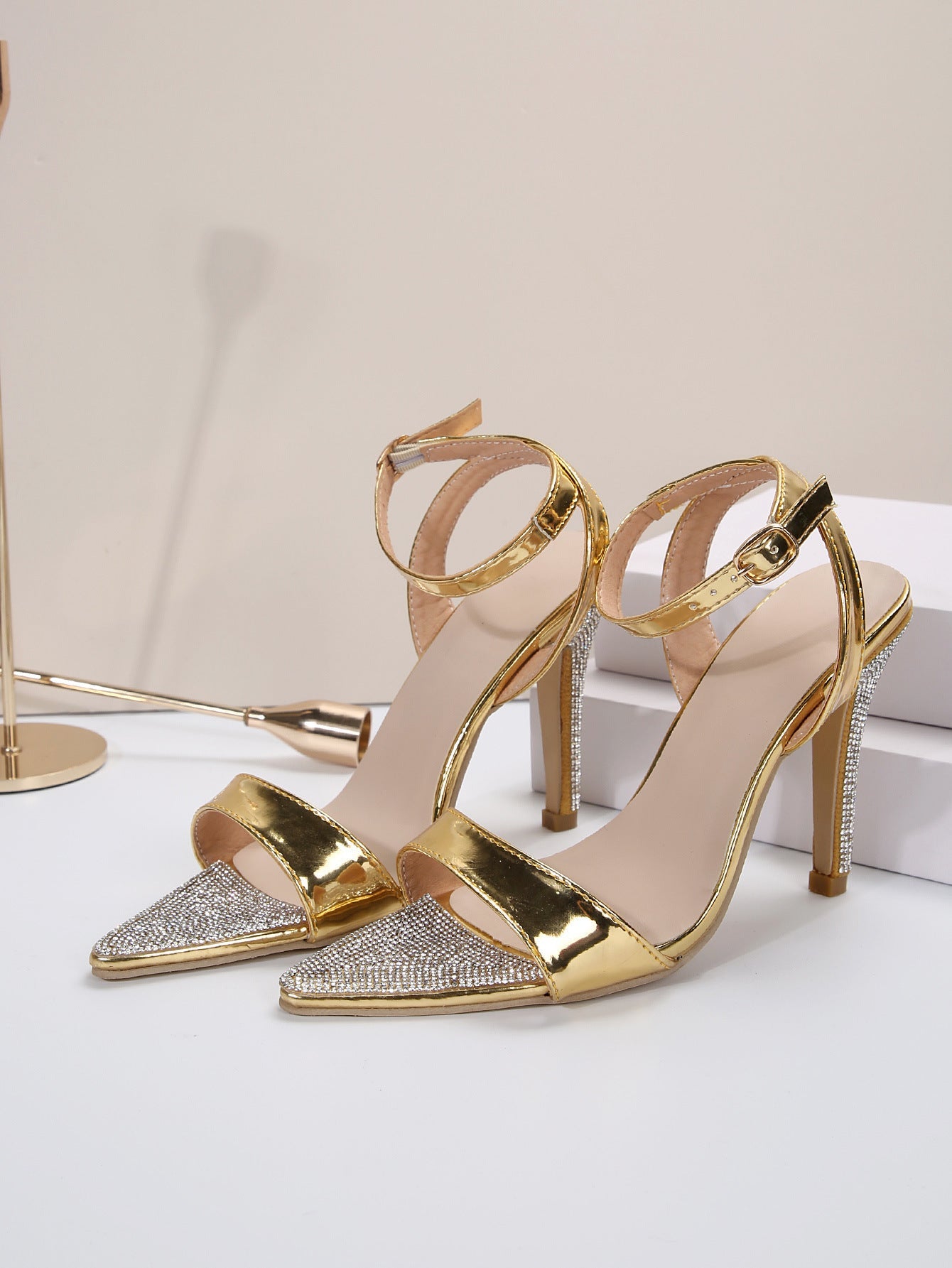 Sunny Woven Sandals