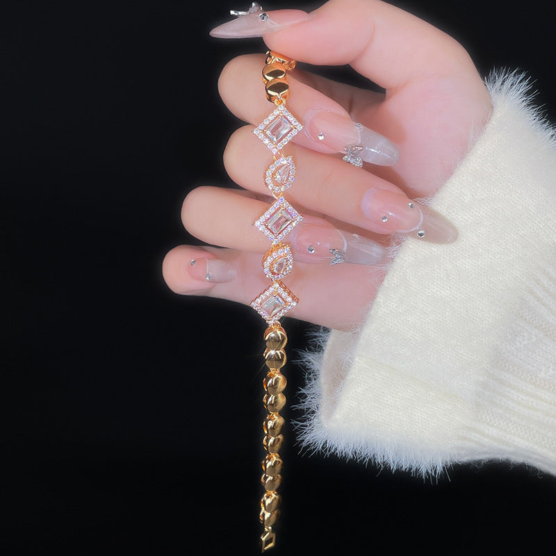 Minimalist Chain Jewelry