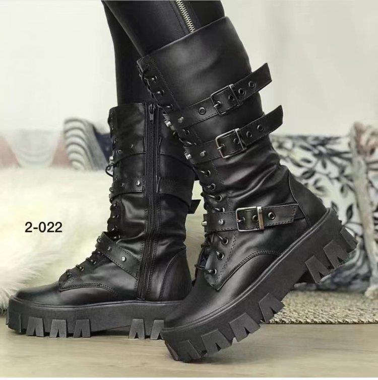 Clean Textured Boots