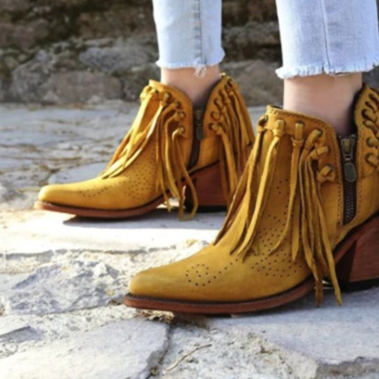 Walking Heeled Boots
