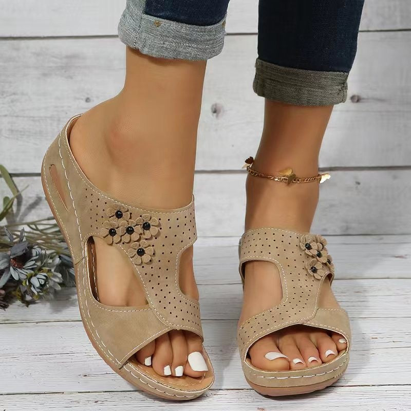 Everyday Metallic Sandals