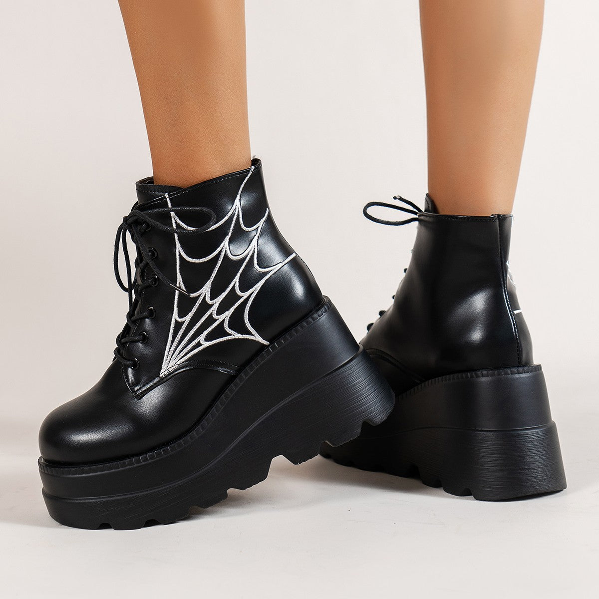 Easy Lug-Sole Boots