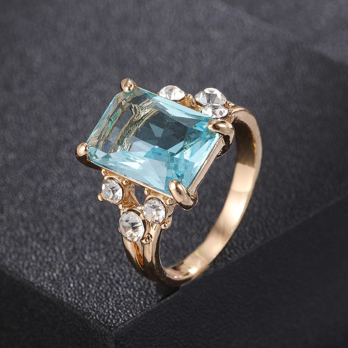Brunch Crystal Jewelry