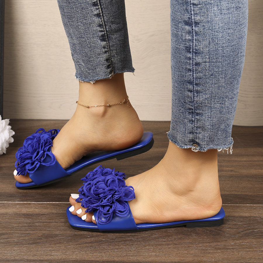 Relaxed Slide Sandals