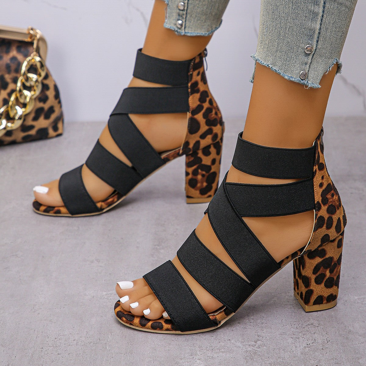 Easy Strappy Sandals