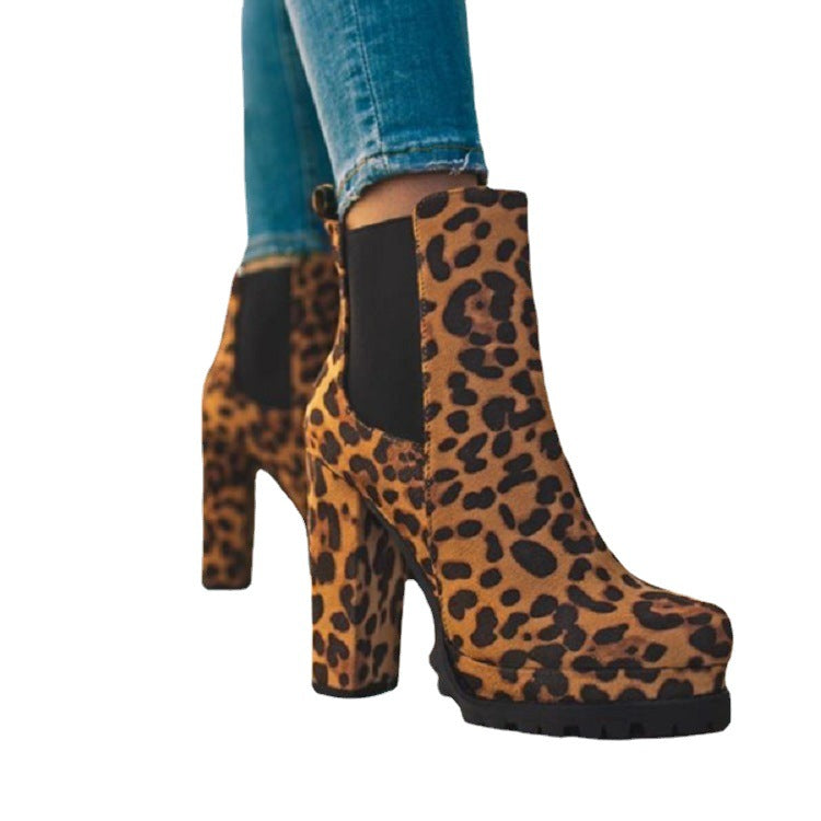 Comfortable Buckled Boots