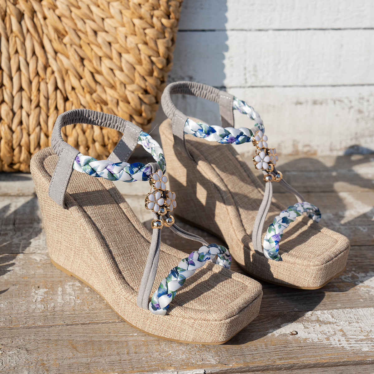 Minimal Cork Sandals
