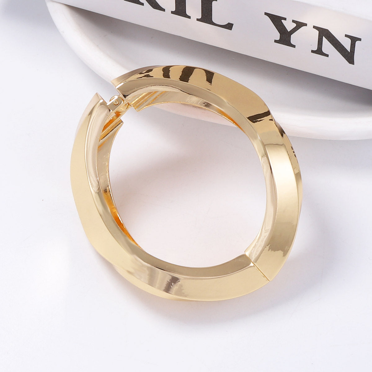 Timeless Elegant Jewelry