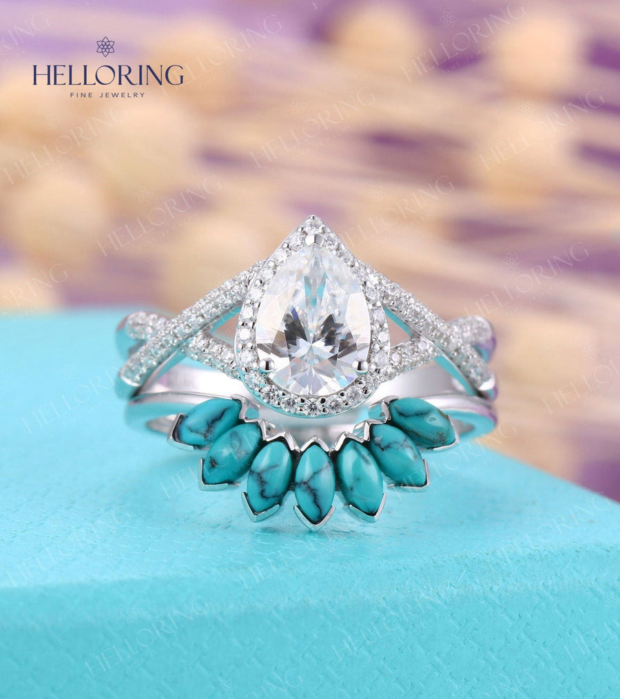 Graceful Textured Jewelry