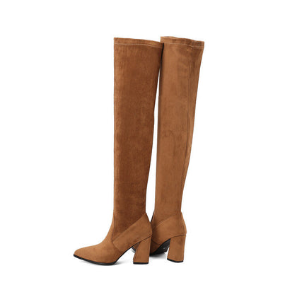 Relaxed Buckled Boots