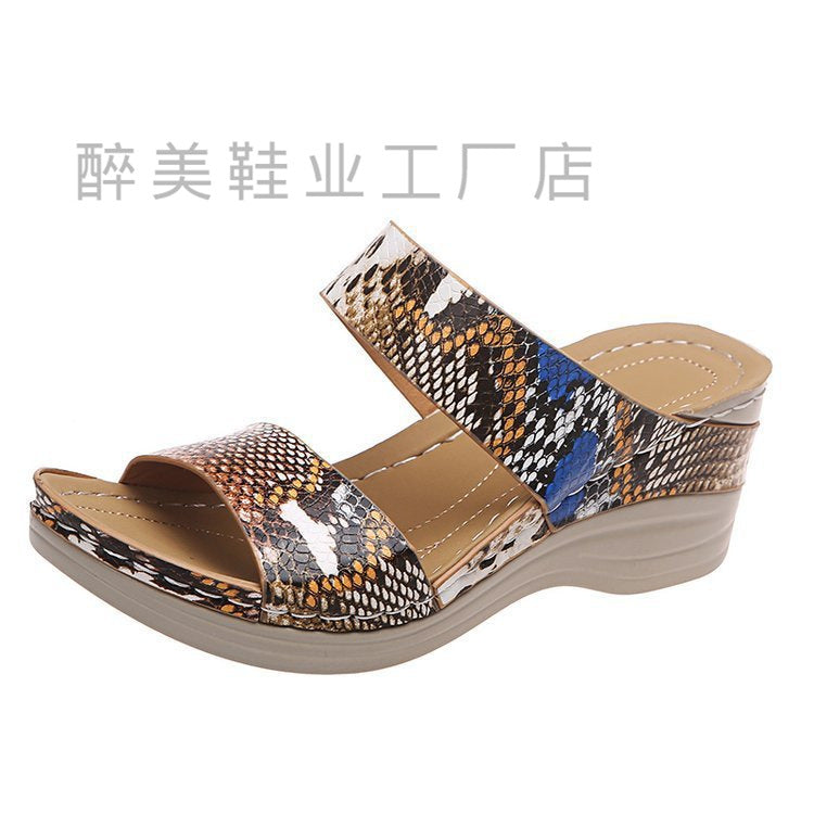Modern Resort Sandals