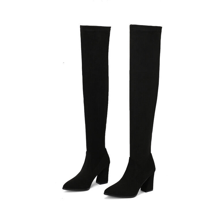 Relaxed Buckled Boots