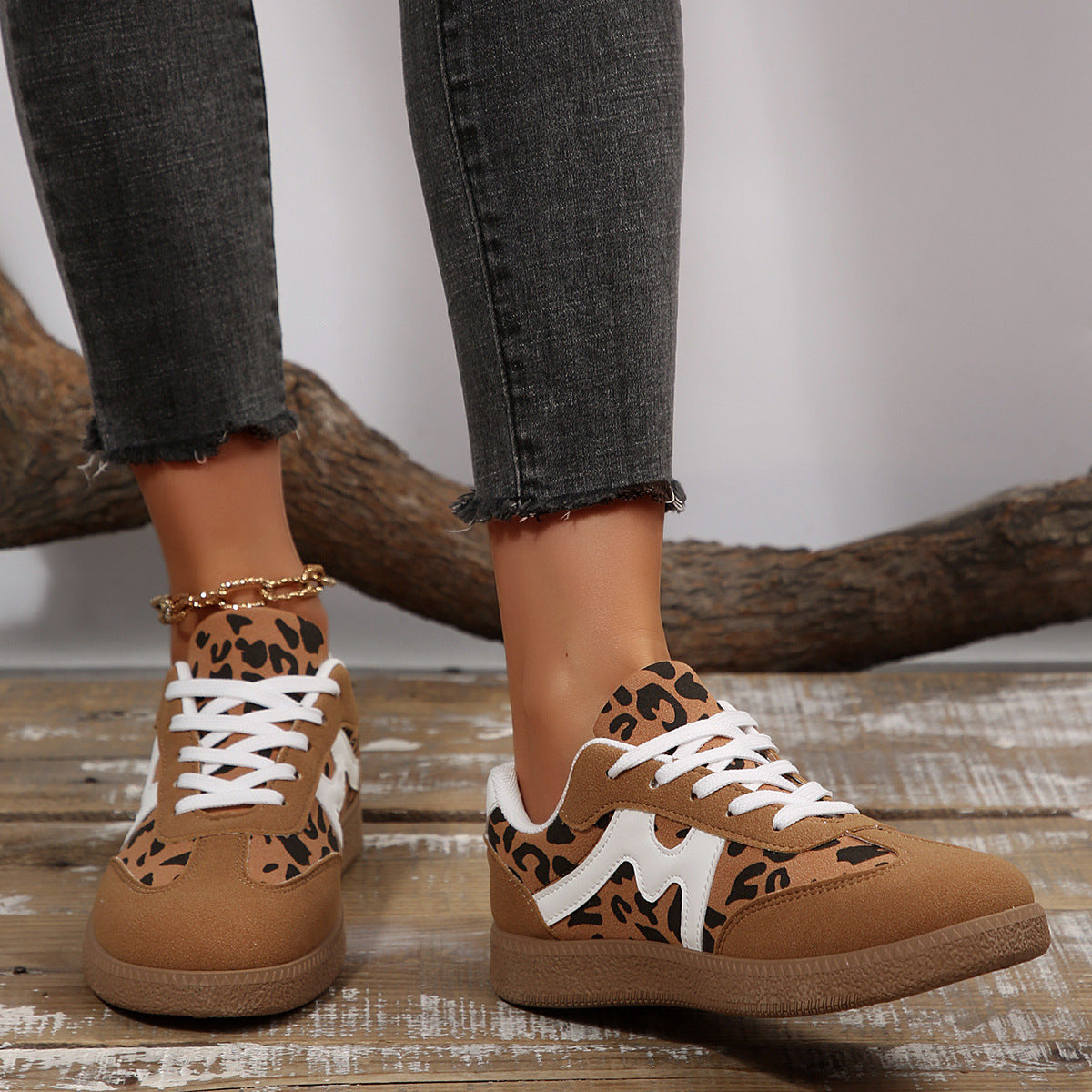 Brunch Daily Sneakers