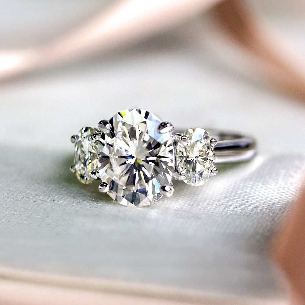 Graceful Silver Jewelry