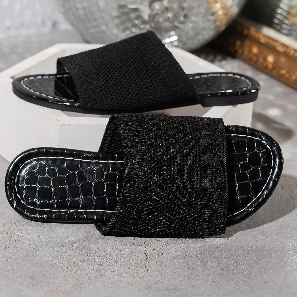 Vacation Lace-Up Sandals