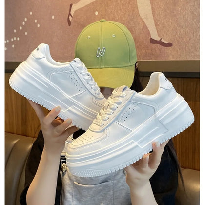 Classic Easy Sneakers