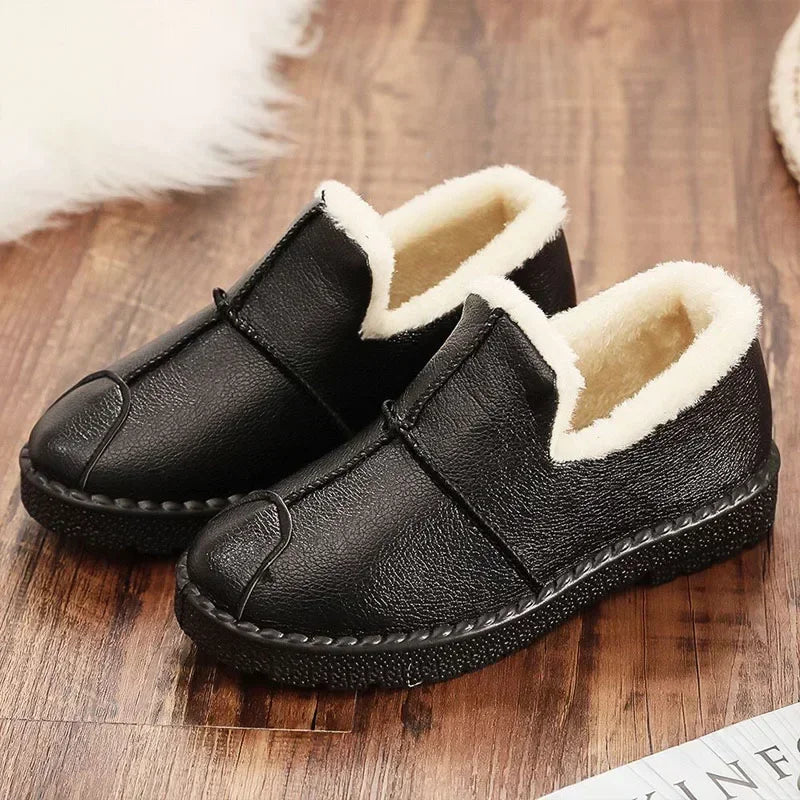 Comfortable Minimal Boots