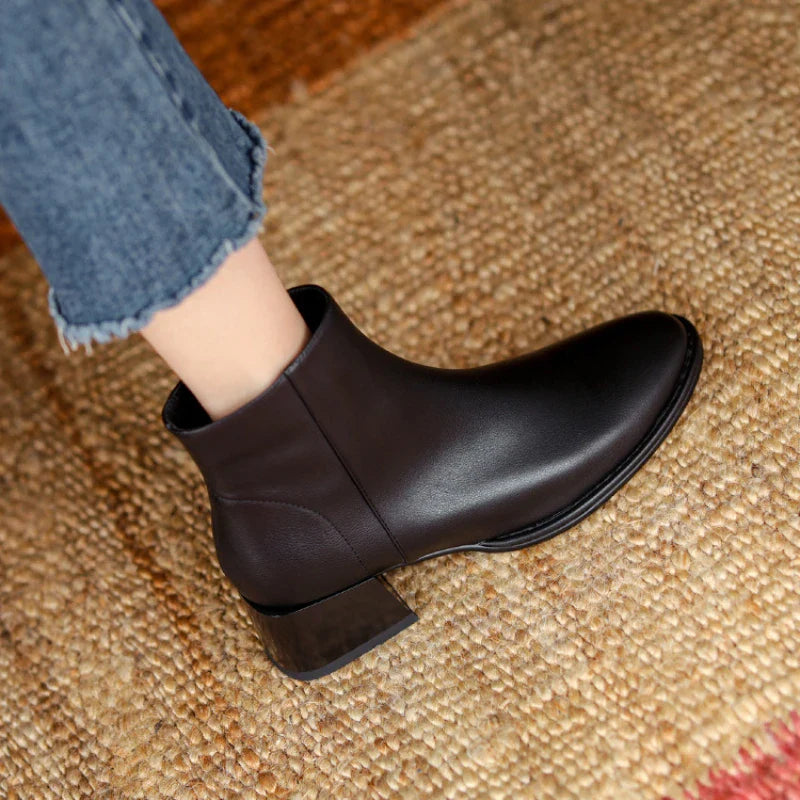 Sunny Pointed Boots