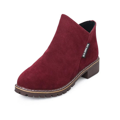 Comfortable Minimal Boots