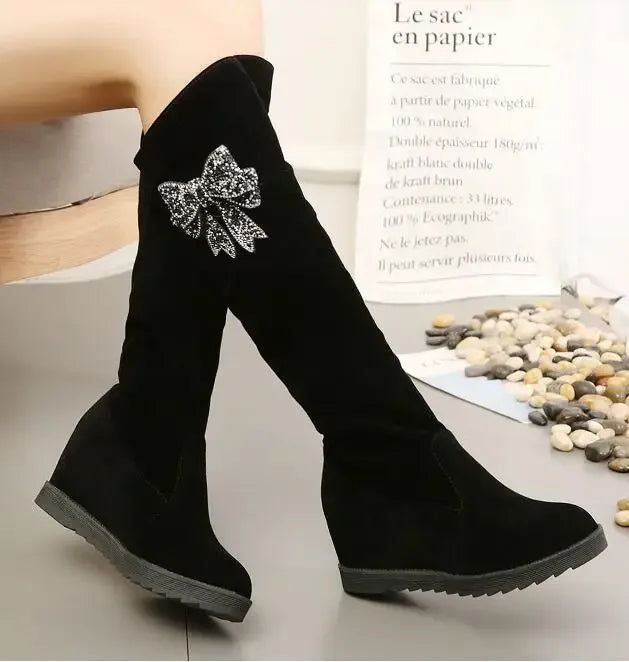 Travel Pointed Boots
