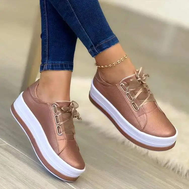 Minimal Travel Sneakers