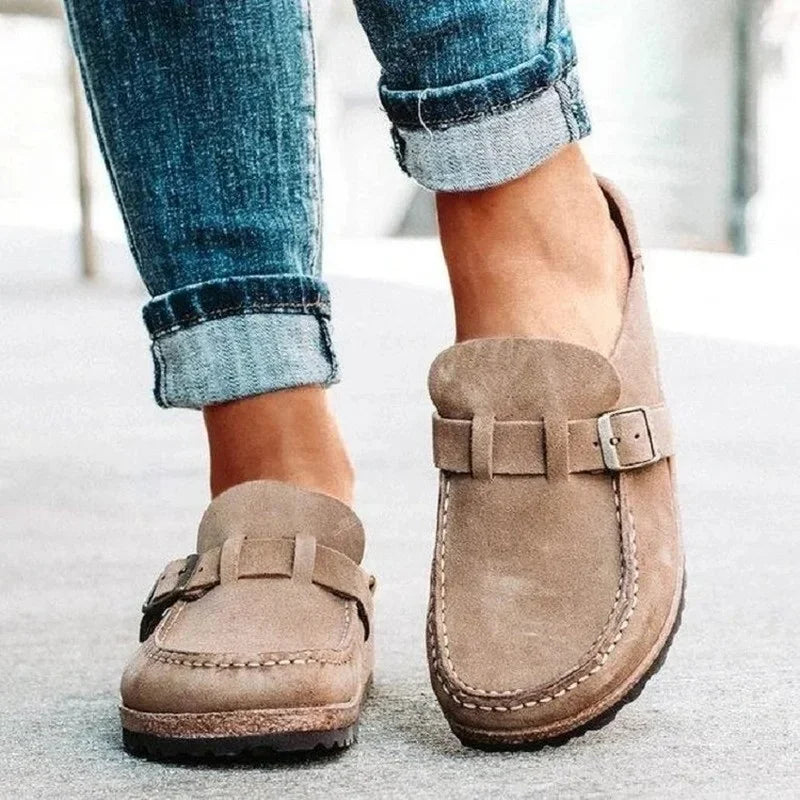 Weekend Slide Sandals