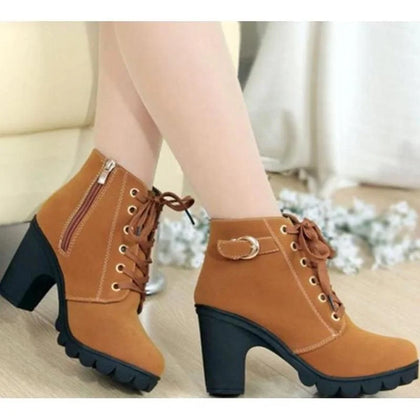 Coastal Chelsea Boots
