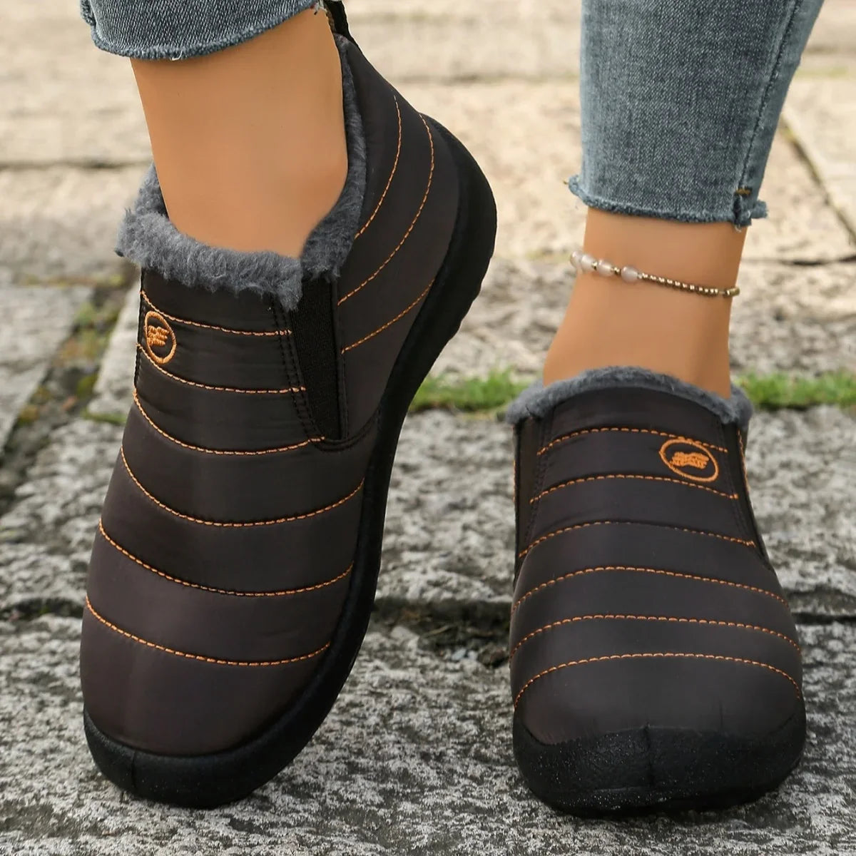 Relaxed Pointed Boots