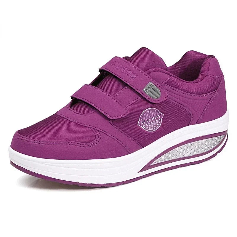 Light Modern Sneakers
