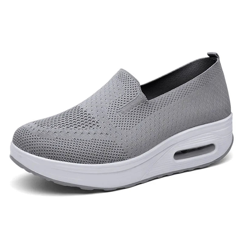 Simple Daily Sneakers