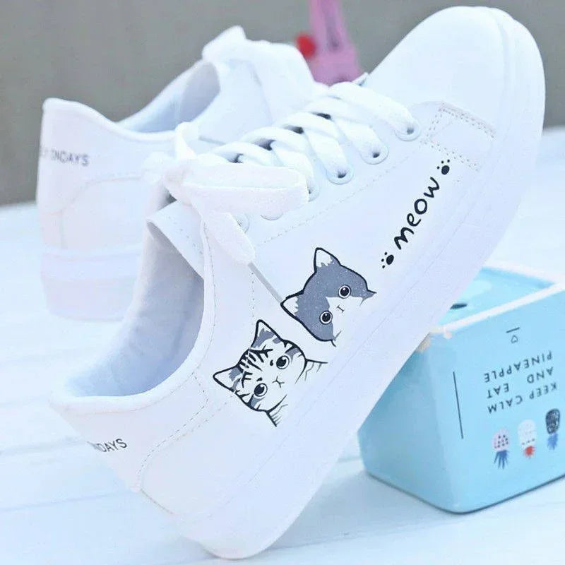 Weekend Easy Sneakers