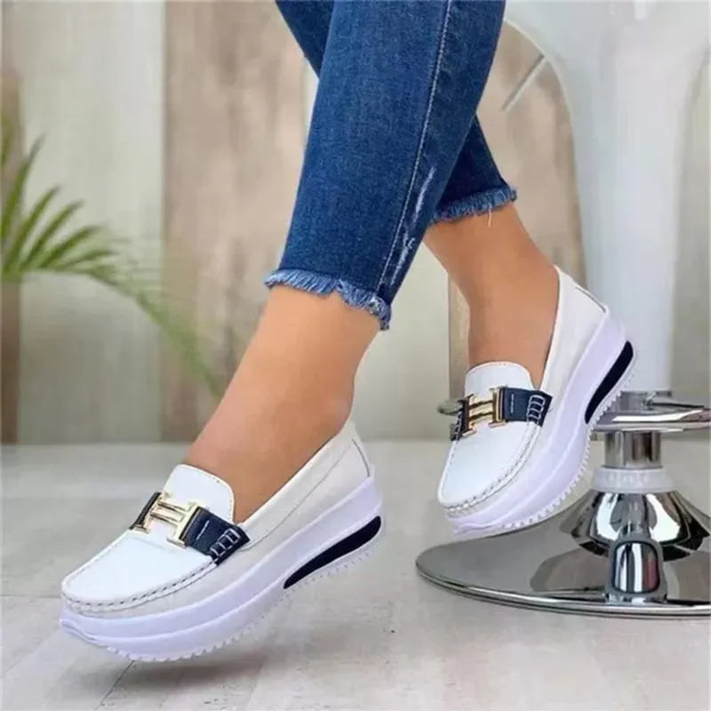Timeless Clean Sneakers