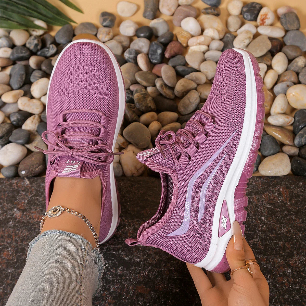Resort Cushioned Sneakers