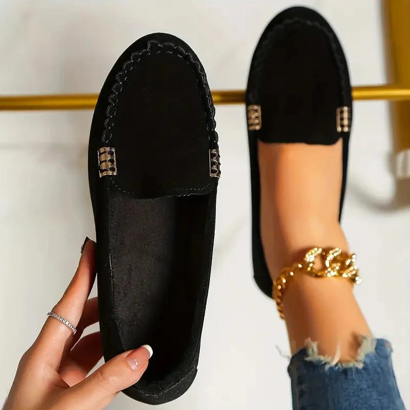 Minimal Sporty Sneakers