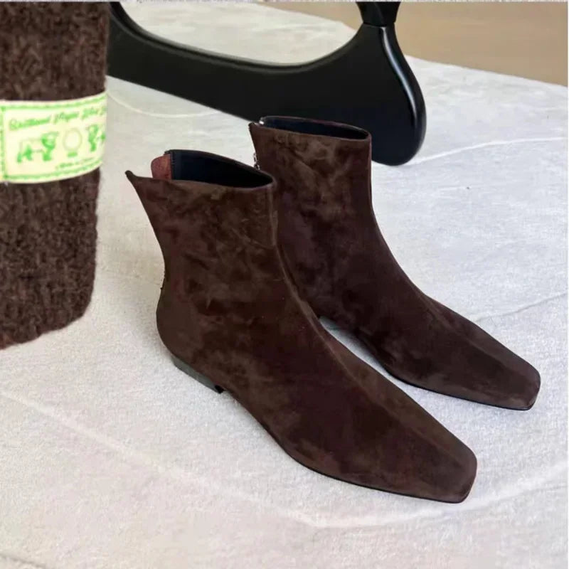 Travel Minimal Boots
