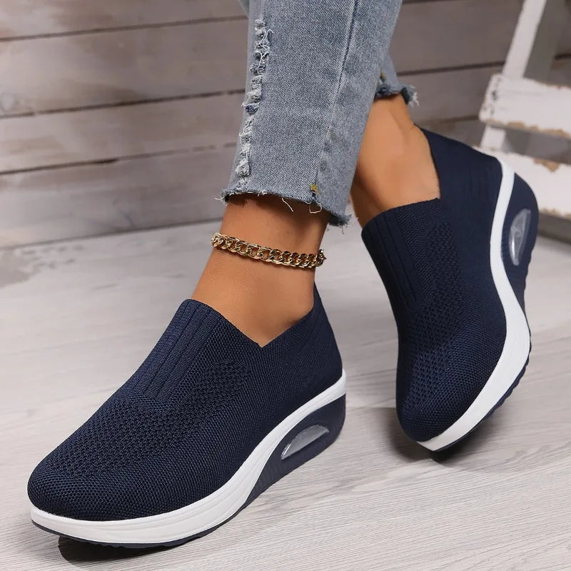 Coastal Minimal Sneakers