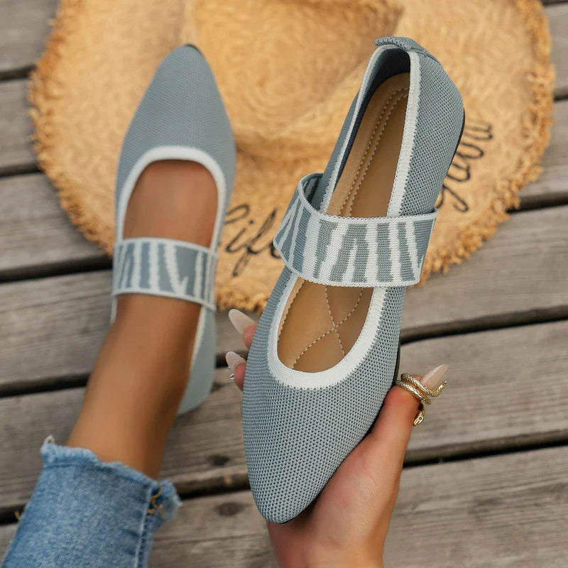 Breezy Retro Sneakers