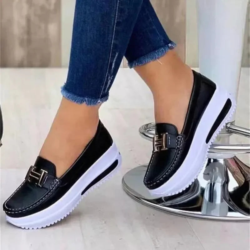 Timeless Clean Sneakers