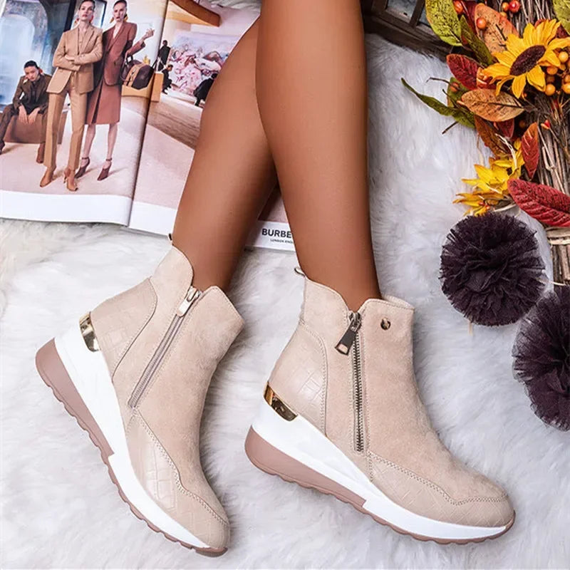 Easy Lug-Sole Boots